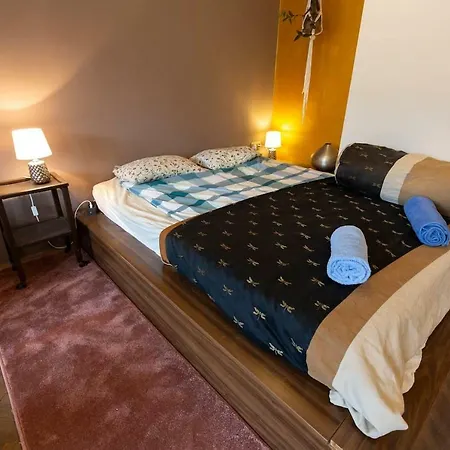Apartment Central, Designed Flat With Gorgeous View
